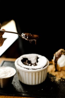 dondurma çikolatalı sufle