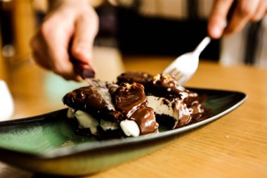 dondurma çikolatalı sufle