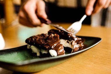 dondurma çikolatalı sufle