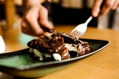 dondurma çikolatalı sufle