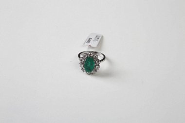 Elmas Mücevherler ve Moda Mücevherleri