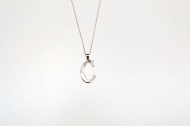 Elmas Mücevherler ve Moda Mücevherleri