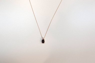 Elmas Mücevherler ve Moda Mücevherleri