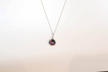 Elmas Mücevherler ve Moda Mücevherleri