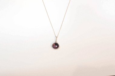 Elmas Mücevherler ve Moda Mücevherleri