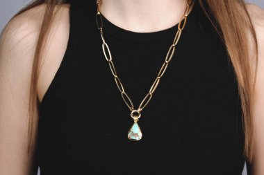 Elmas Mücevherler ve Moda Mücevherleri