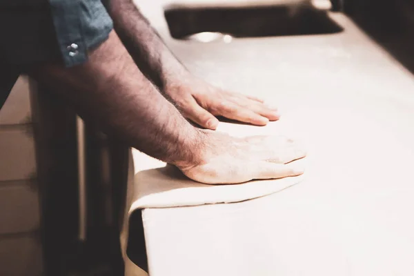 Pizza Chef Put Sauce Base Commercial Kitchen — Stock Photo, Image