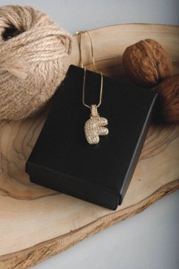 Mücevher ve Moda Mücevherleri