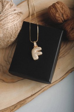 Mücevher ve Moda Mücevherleri