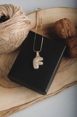 Mücevher ve Moda Mücevherleri