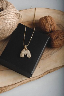 Mücevher ve Moda Mücevherleri