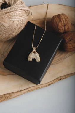 Mücevher ve Moda Mücevherleri