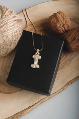 Mücevher ve Moda Mücevherleri