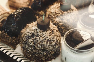 Masada lezzetli bir pasta var.