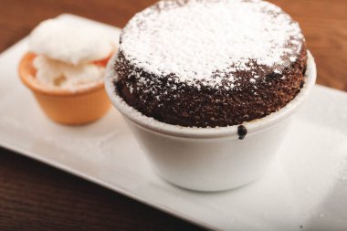 dondurma çikolatalı sufle