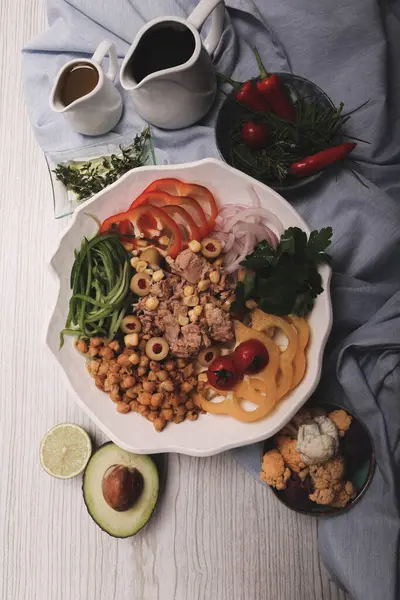 Prato Salada Fresca Com Verduras Misturadas — Fotografia de Stock