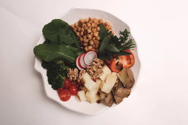 Assiette Salade Fraîche Avec Des Légumes Mélangés — Photo