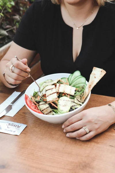 Prato Salada Fresca Com Verduras Misturadas — Fotografia de Stock