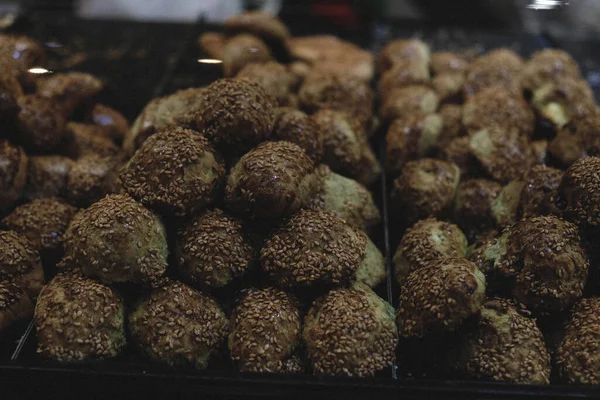 Masada lezzetli bir pasta var.