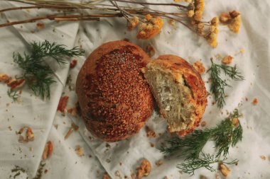 Lezzetli doğal estetik fırınlanmış ekmek