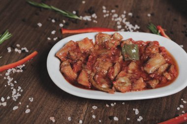 Geleneksel Türk ve Yunan yemek meze masası