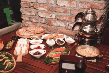 zengin ve leziz Türk Kahvaltı