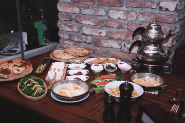 zengin ve leziz Türk Kahvaltı