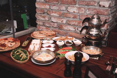 zengin ve leziz Türk Kahvaltı