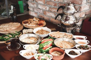 zengin ve leziz Türk Kahvaltı