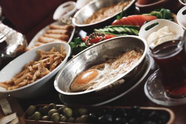 zengin ve leziz Türk Kahvaltı