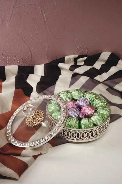 bir sürü değişik çikolatalı pralin