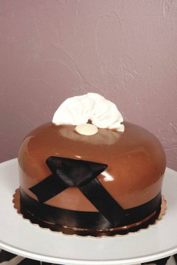 Masada lezzetli bir pasta var.