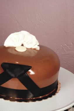 Masada lezzetli bir pasta var.