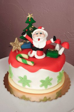 Masada lezzetli bir pasta var.