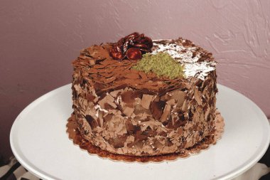 Masada lezzetli bir pasta var.