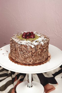 Masada lezzetli bir pasta var.