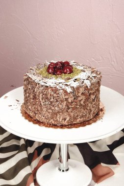 Masada lezzetli bir pasta var.