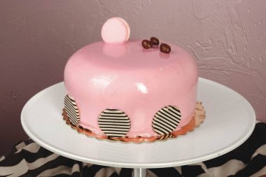 Masada lezzetli bir pasta var.