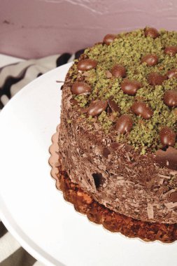 Masada lezzetli bir pasta var.