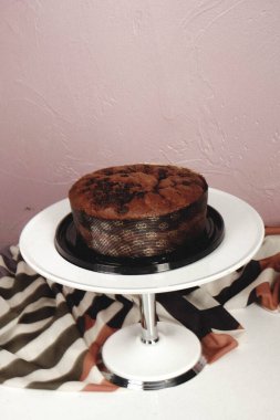 Masada lezzetli bir pasta var.