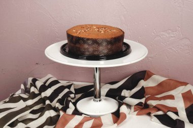 Masada lezzetli bir pasta var.