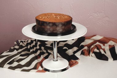 Masada lezzetli bir pasta var.