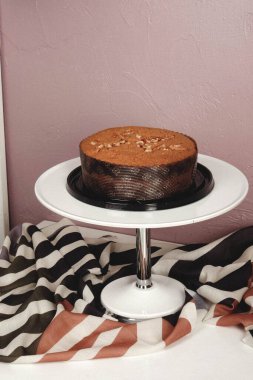 Masada lezzetli bir pasta var.