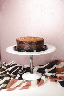 Masada lezzetli bir pasta var.