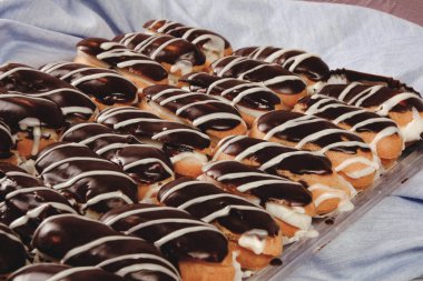 Masada lezzetli bir pasta var.