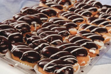 Masada lezzetli bir pasta var.