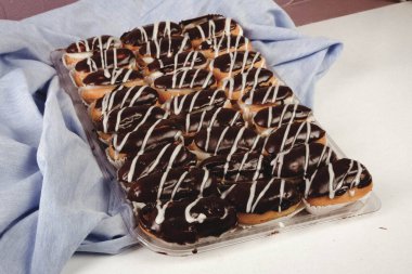 Masada lezzetli bir pasta var.