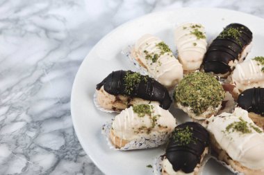 Masada lezzetli bir pasta var.