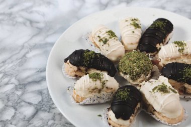 Masada lezzetli bir pasta var.