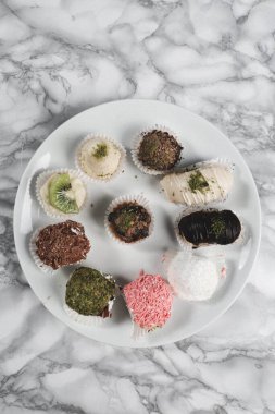 Masada lezzetli bir pasta var.